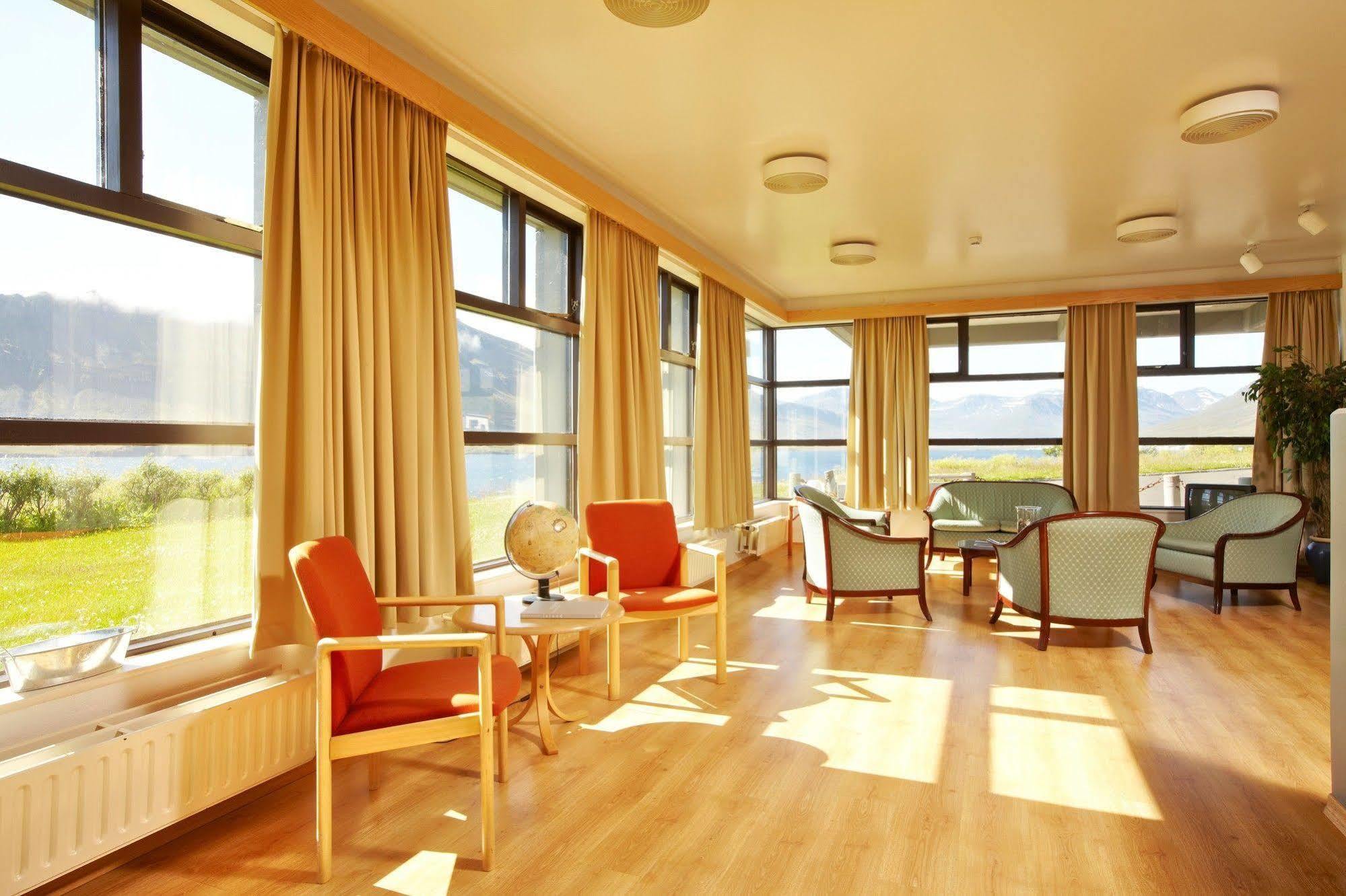Hotel Edda Neskaupstaður Buitenkant foto
